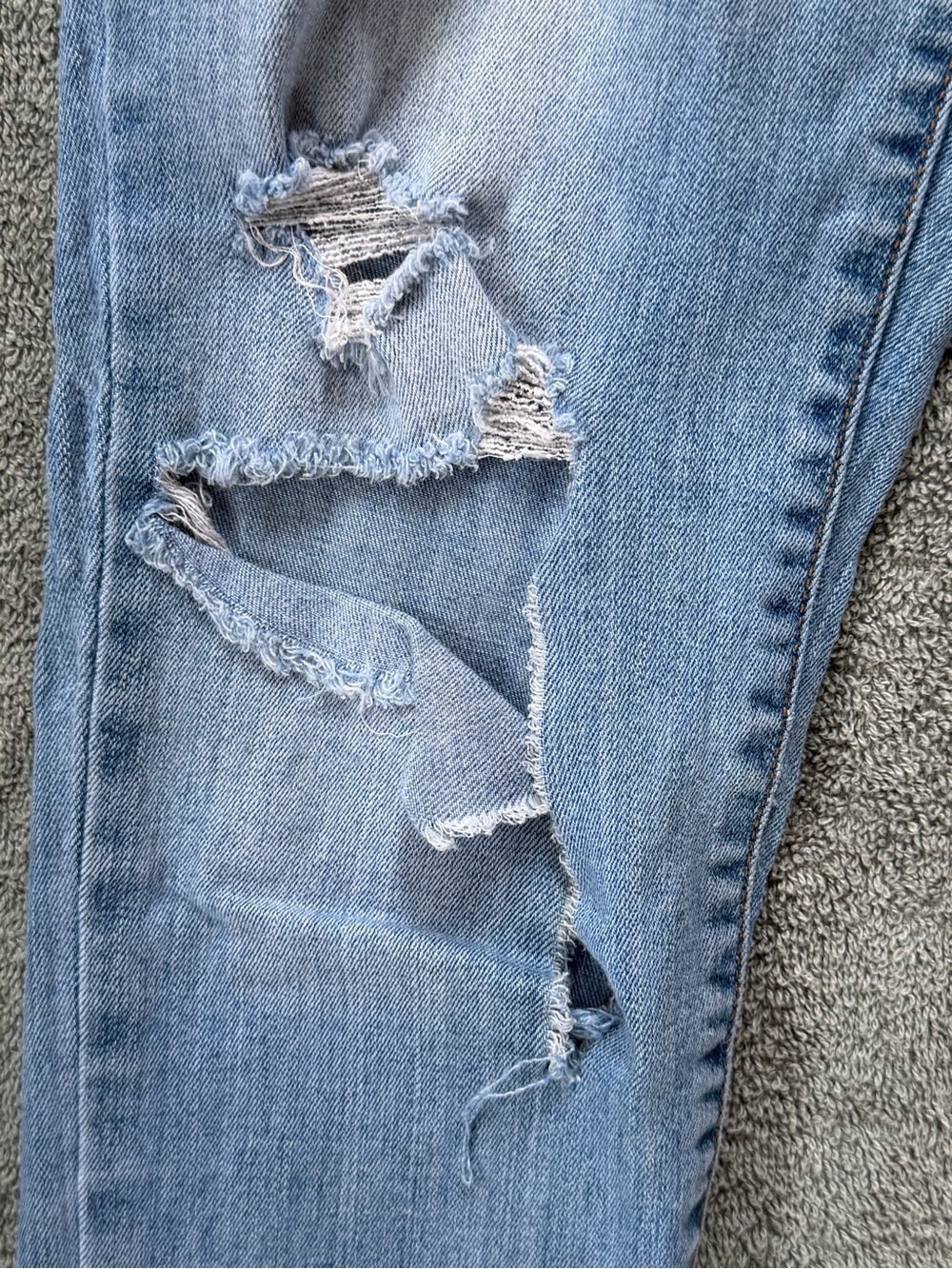 Universal Thread Light Blue Distressed Skinny Jeans - Picture 4 of 9
